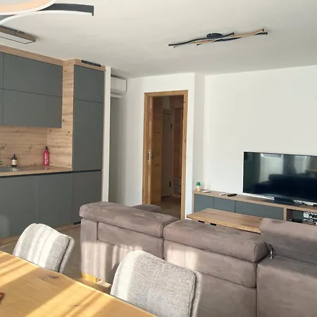 News Apartment * 卢布尔雅那