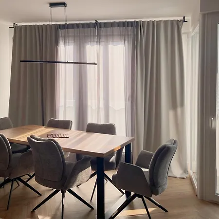 News Apartment 公寓